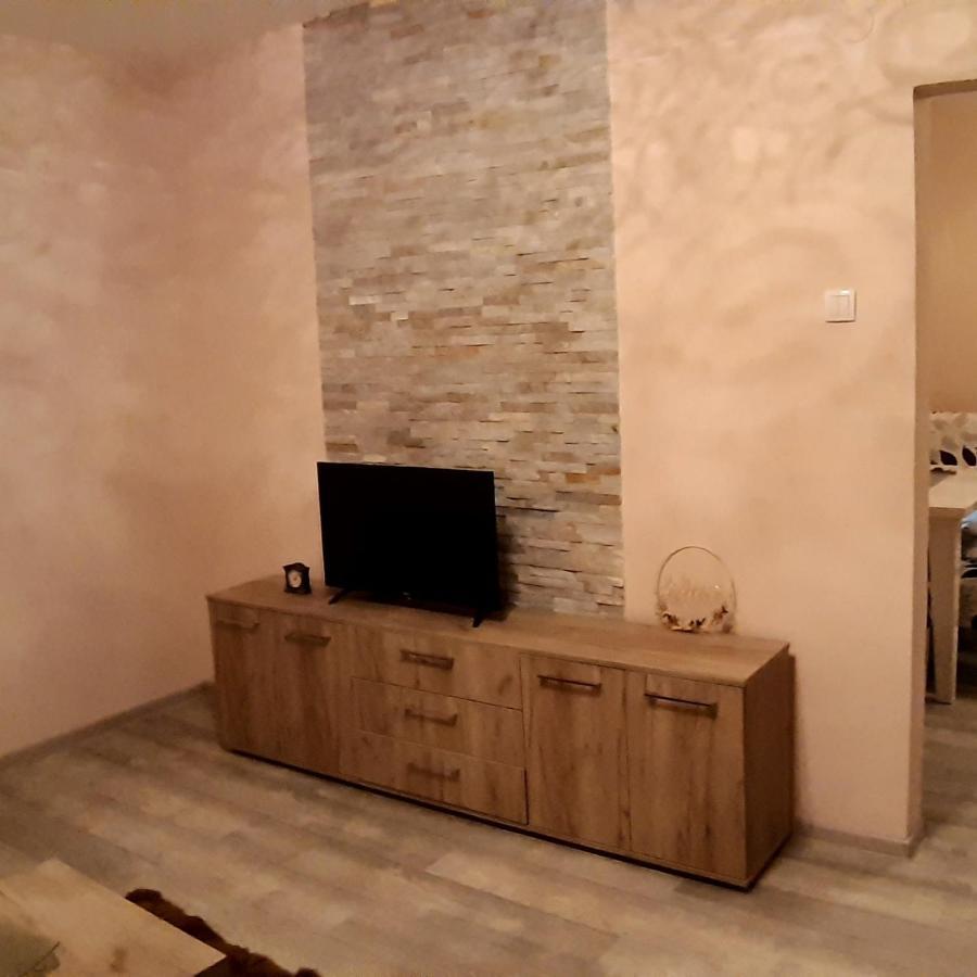 Lux Apartman Čačak Exterior foto